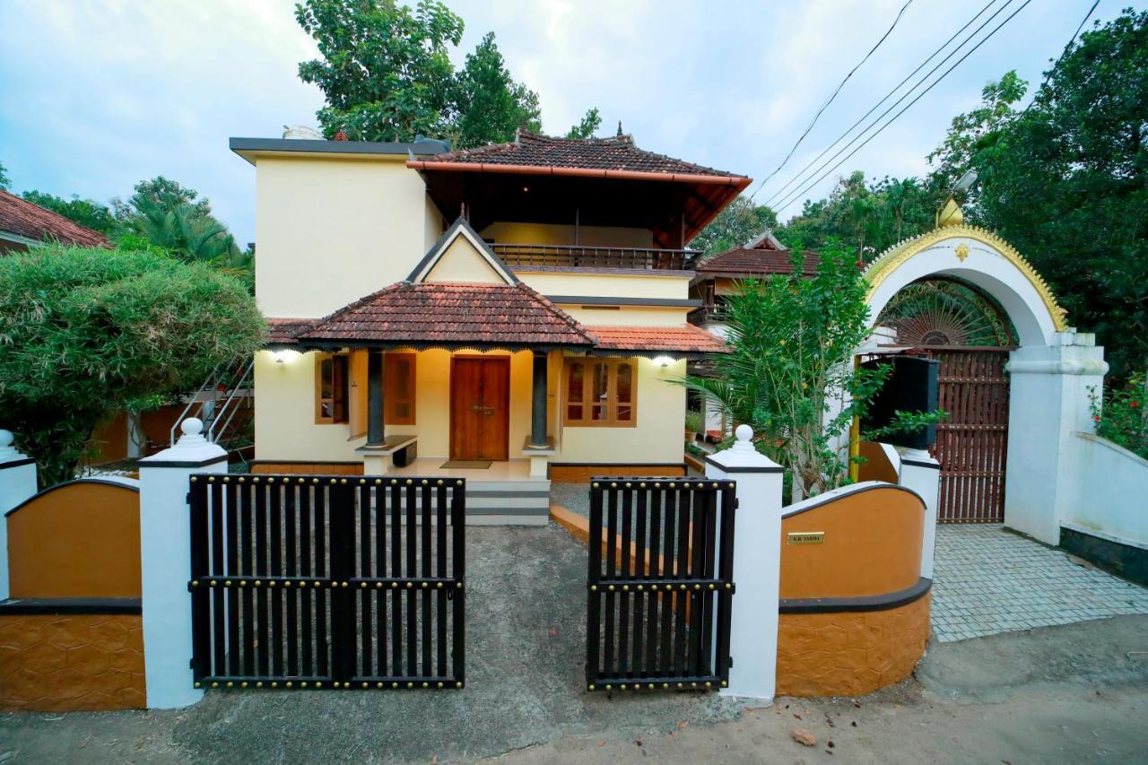 Swasthi Griha Villa Aranmula Exterior foto